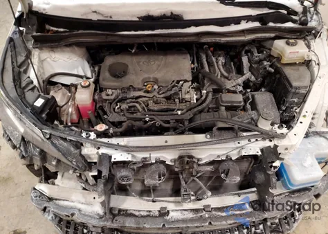 2021 Toyota Sienna Le z USA, uszkodzony, nr VIN 5TDKRKEC5MS058699